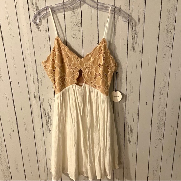 Tularosa Dresses & Skirts - NWT! Tularosa mini dress